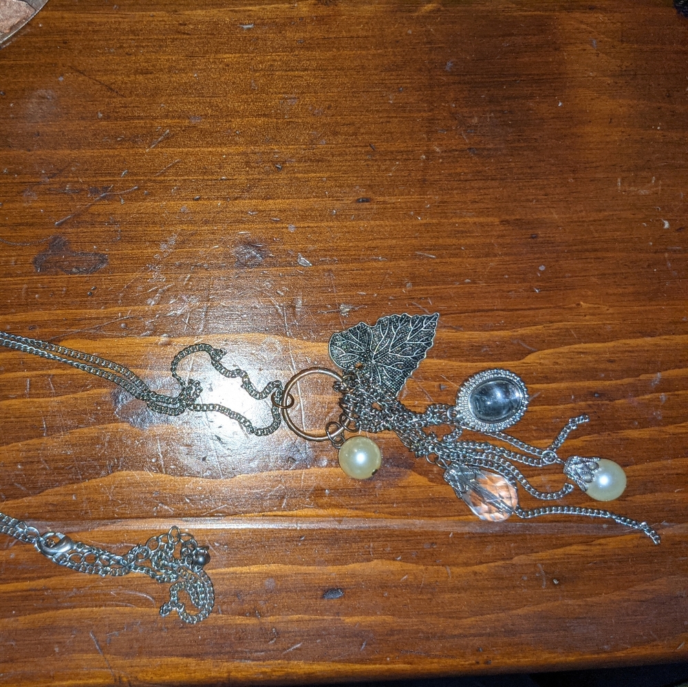 2 long necklaces - Picture 2 of 2